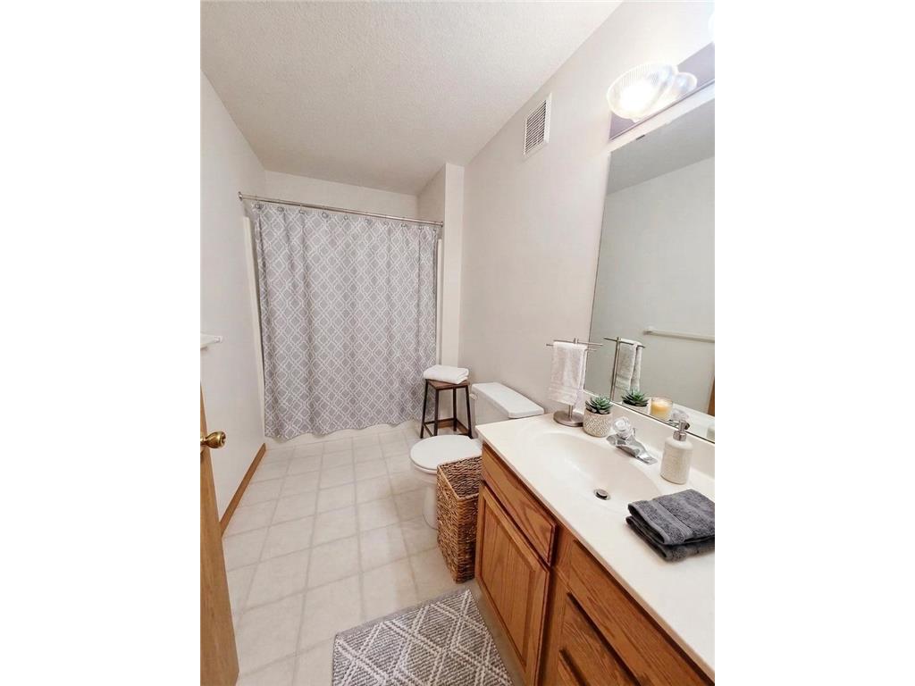 15714 Fjord Avenue Apple Valley MN 55124 7096286 image9
