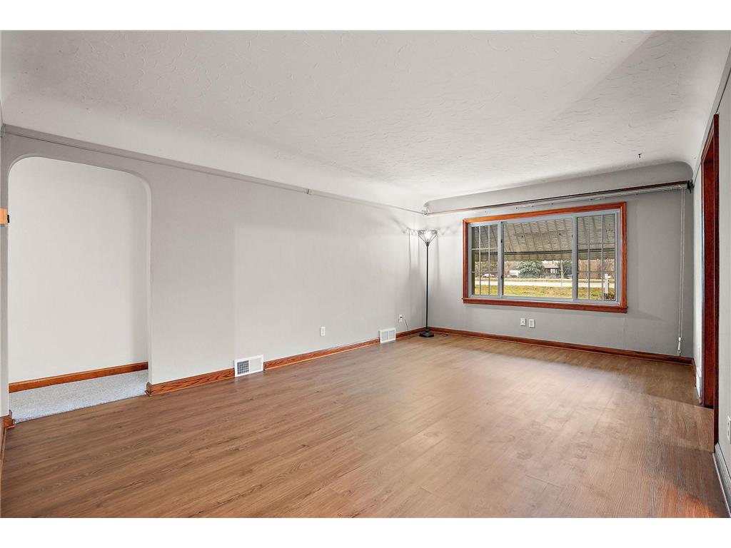 15717 Clayton Avenue E Coates MN 55068 7067792 image10