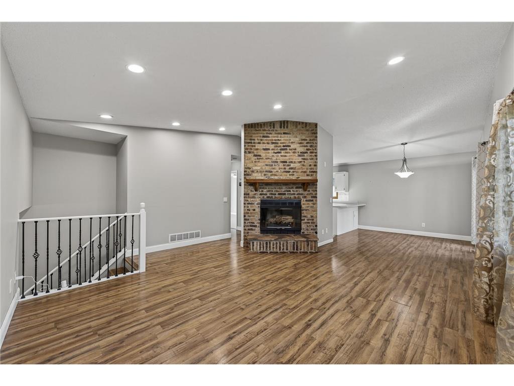 15720 49th Avenue N Plymouth MN 55446 6799656 image2