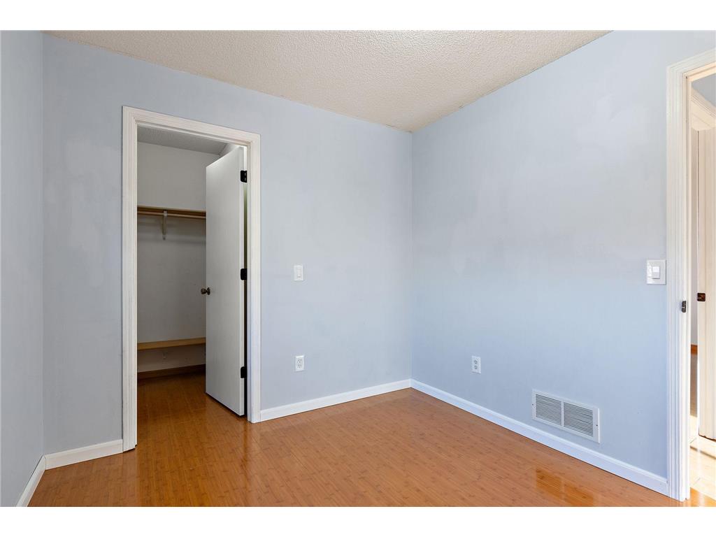 15720 Gallery Avenue Apple Valley MN 55124 7087205 image12