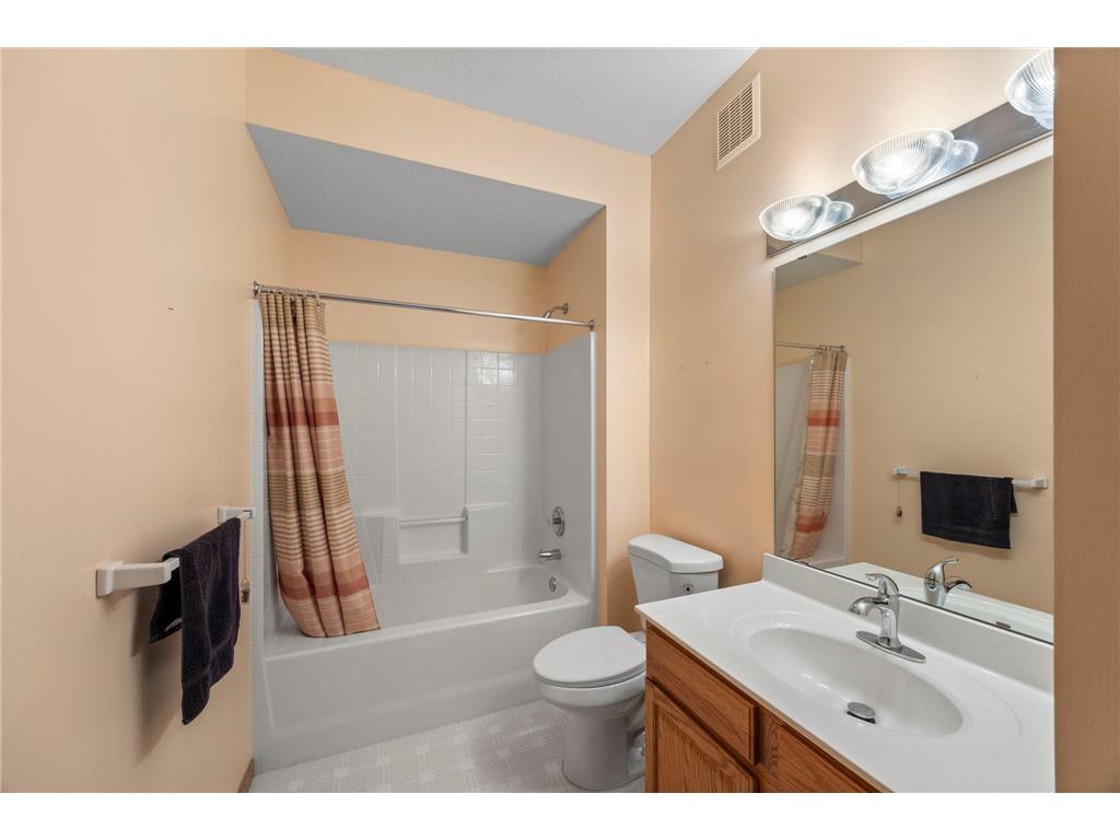15722 Finesse Way Apple Valley MN 55124 7035681 image16