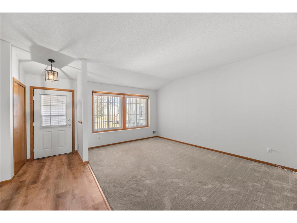 15722 Finesse Way Apple Valley MN 55124 7035681 image4