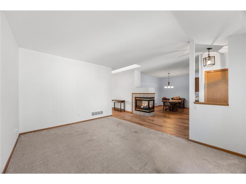 15722 Finesse Way Apple Valley MN 55124 7035681 image8