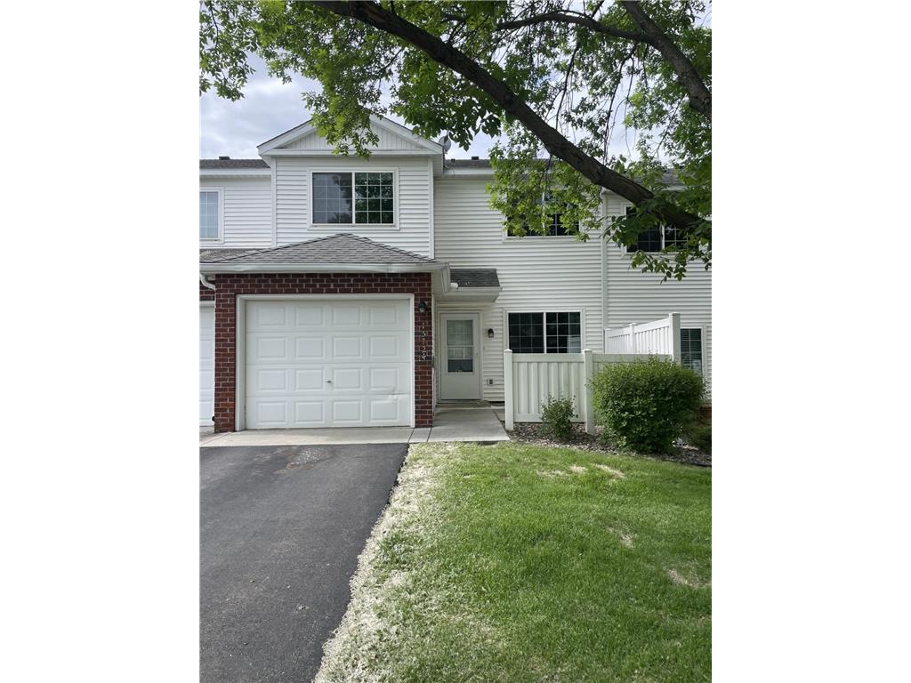 15724 Flackwood Trail Apple Valley MN 55124 7028692 image1