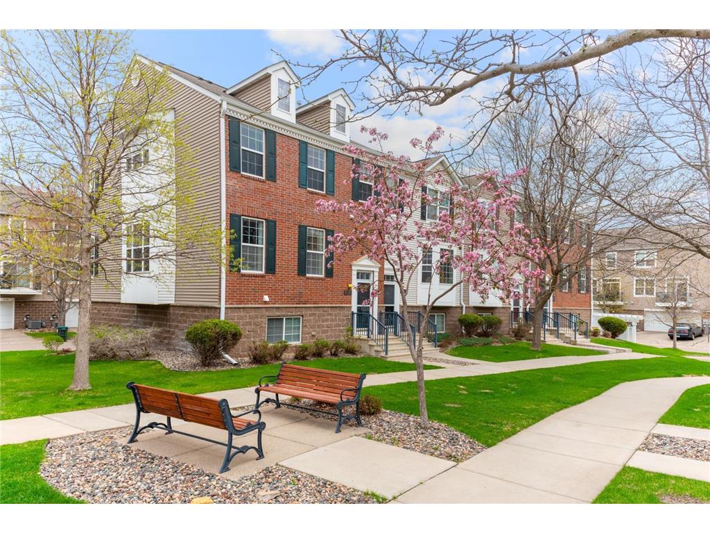 15726 Frisian Lane Apple Valley MN 55124 6824446 image1