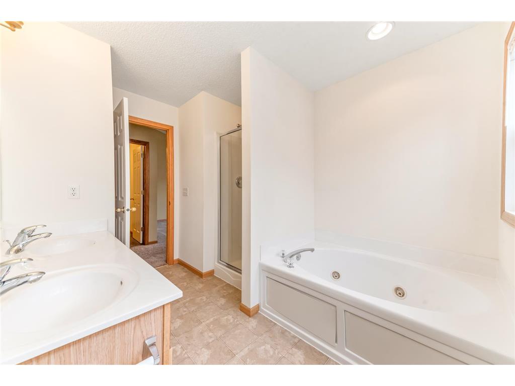 15726 Frisian Lane Apple Valley MN 55124 6824446 image19