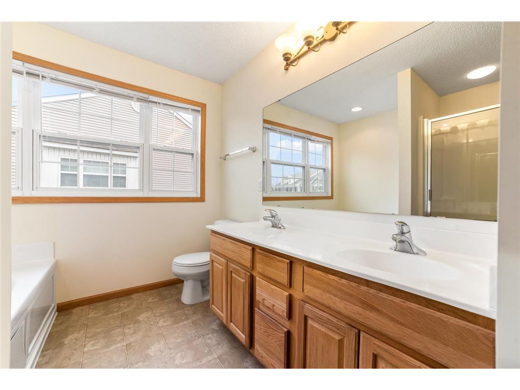 15726 Frisian Lane Apple Valley MN 55124 6824446 image21