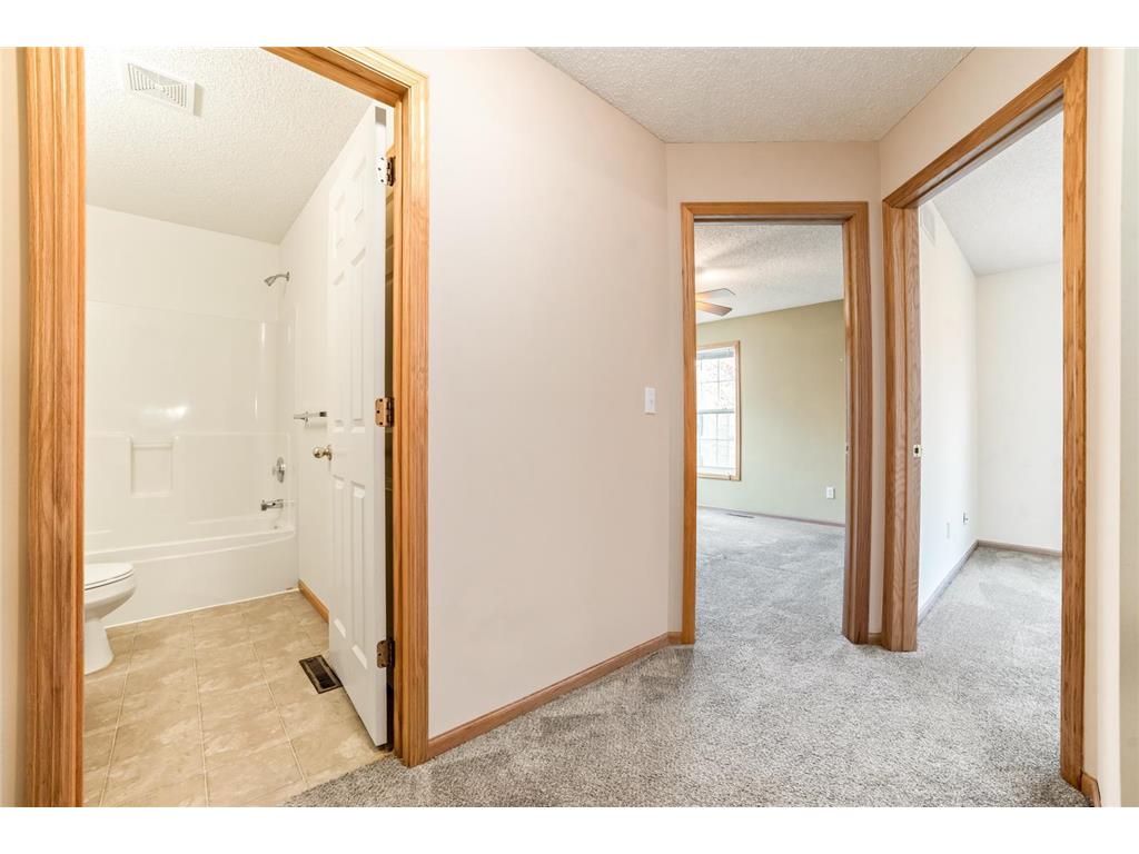 15726 Frisian Lane Apple Valley MN 55124 6824446 image23