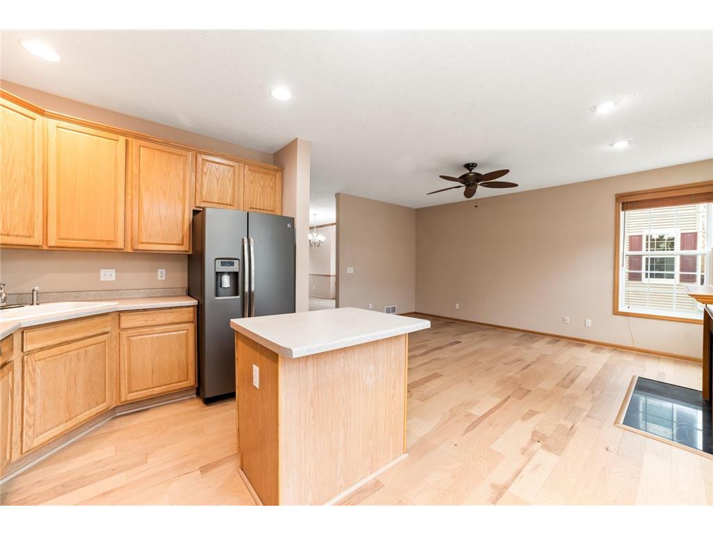 15726 Frisian Lane Apple Valley MN 55124 6824446 image32