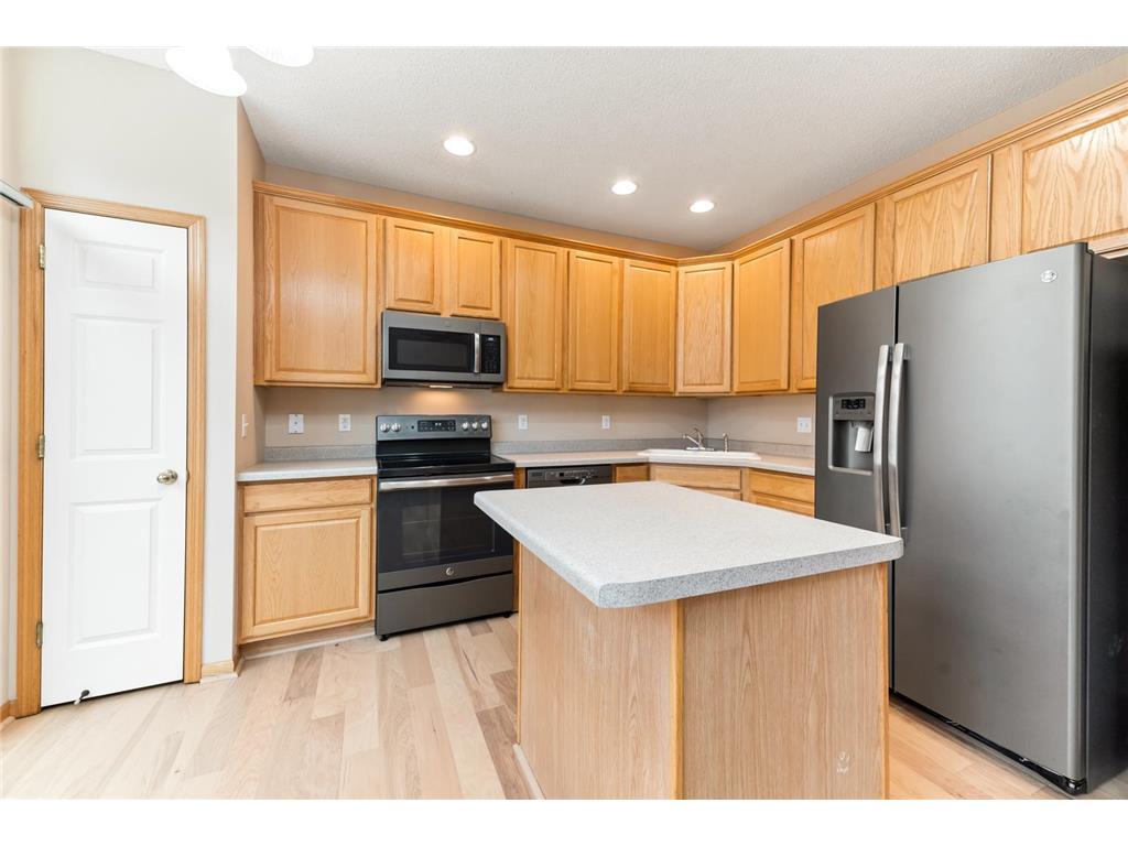 15726 Frisian Lane Apple Valley MN 55124 6824446 image36
