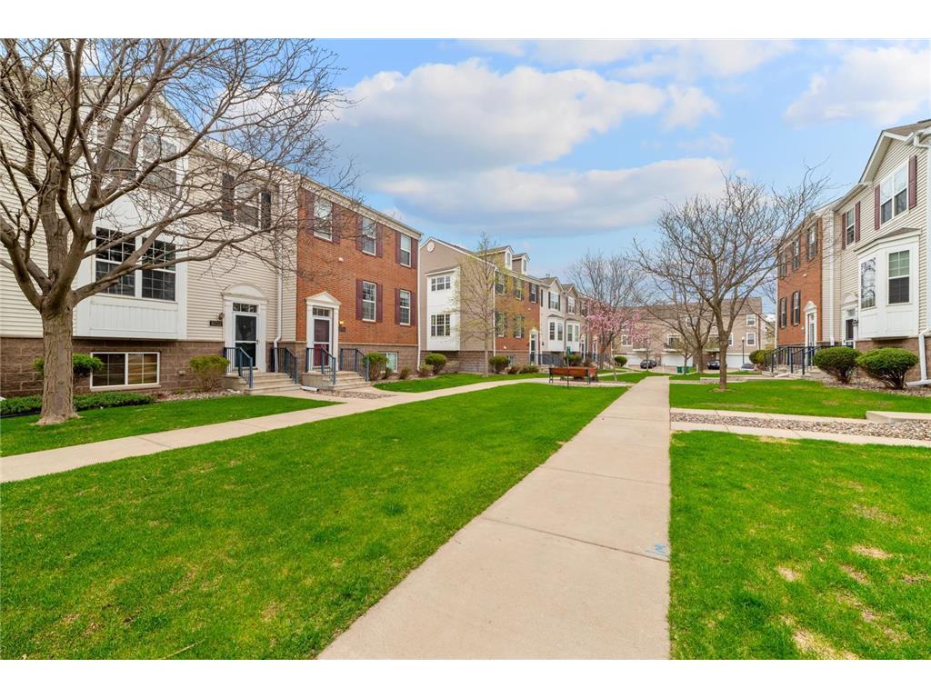 15726 Frisian Lane Apple Valley MN 55124 6824446 image6