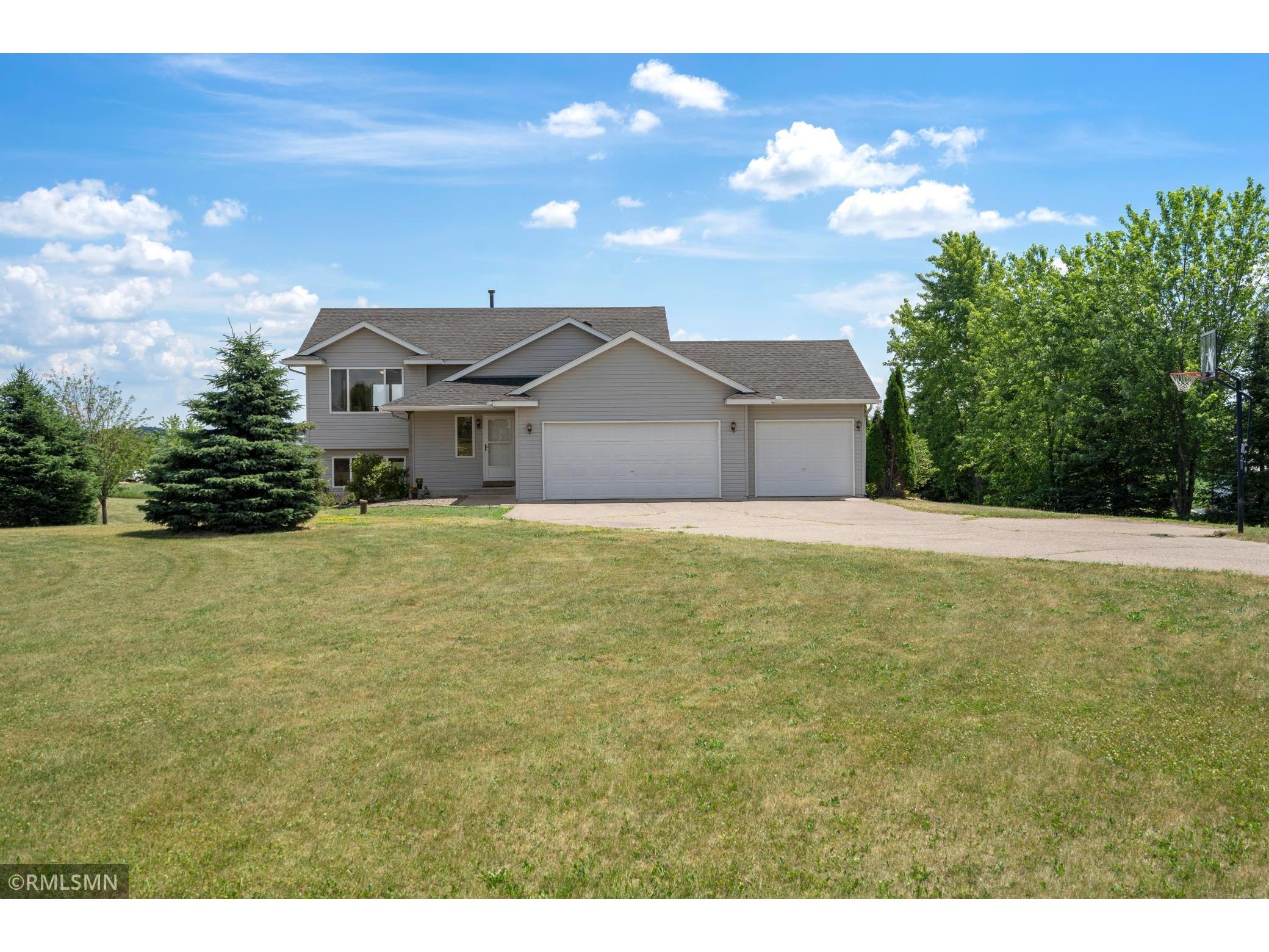 1573 97th Avenue, Hammond, WI, 54015 MLS 6014566 Edina Realty