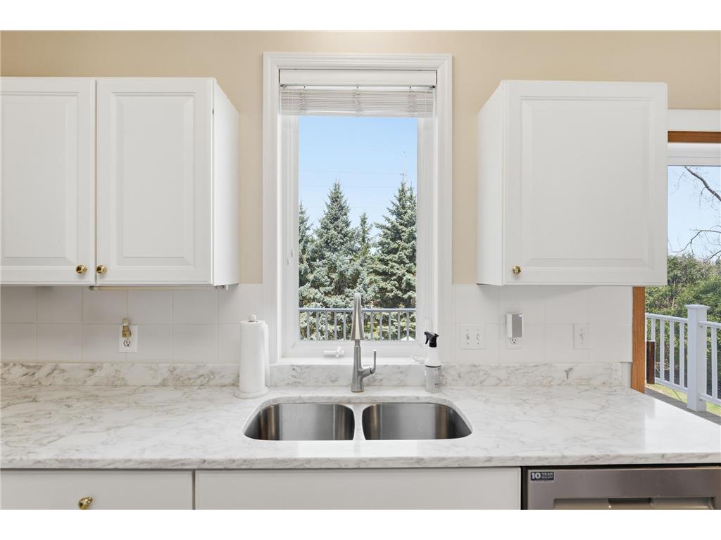 1573 Johnny Cake Alcove Eagan MN 55122 7055819 image23
