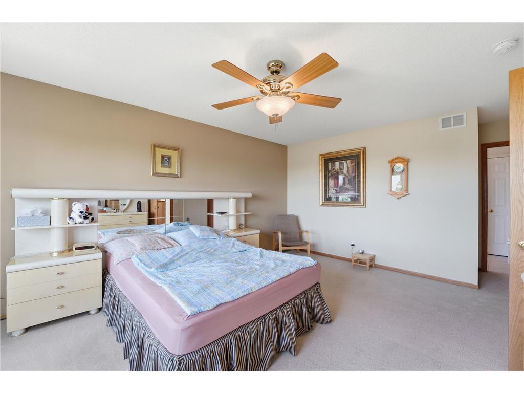 1573 Johnny Cake Alcove Eagan MN 55122 7055819 image33