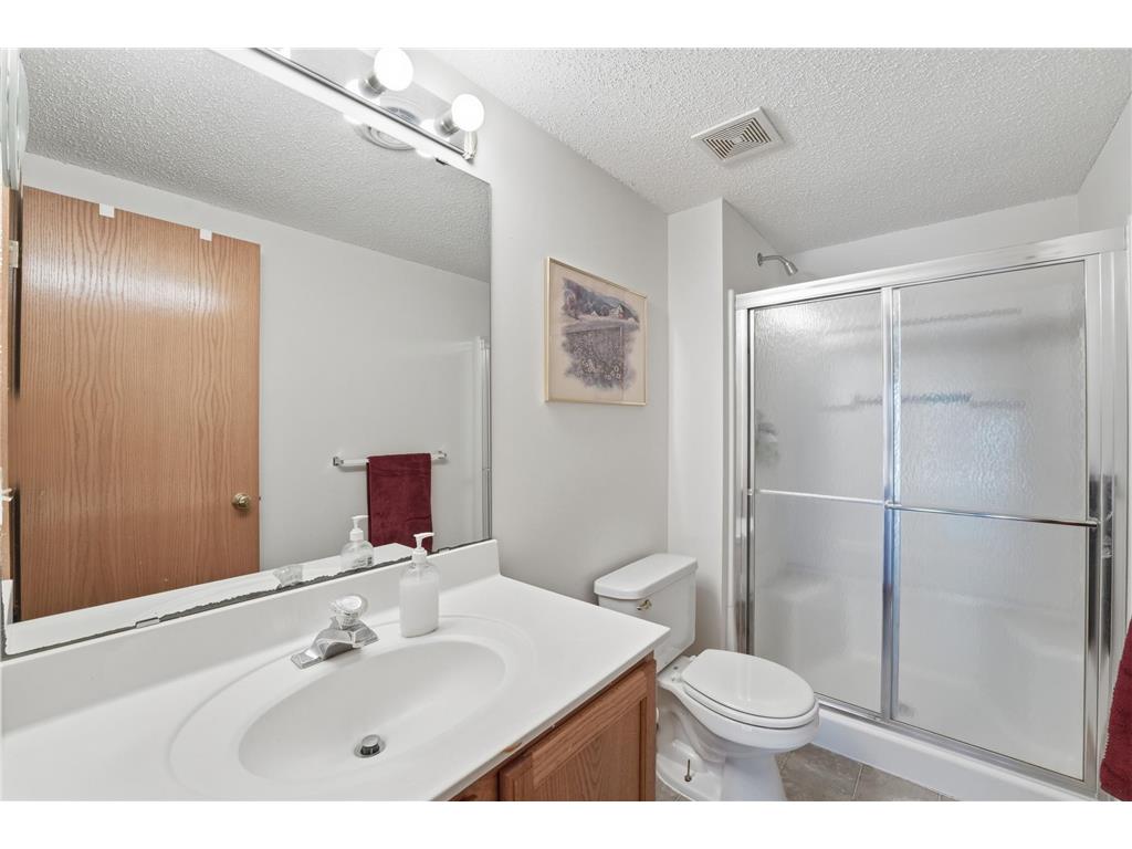 1573 Johnny Cake Alcove Eagan MN 55122 7055819 image38