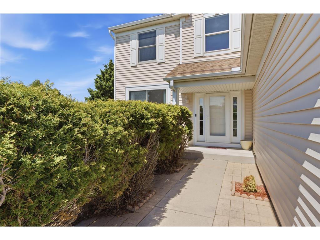 1573 Johnny Cake Alcove Eagan MN 55122 7055819 image4