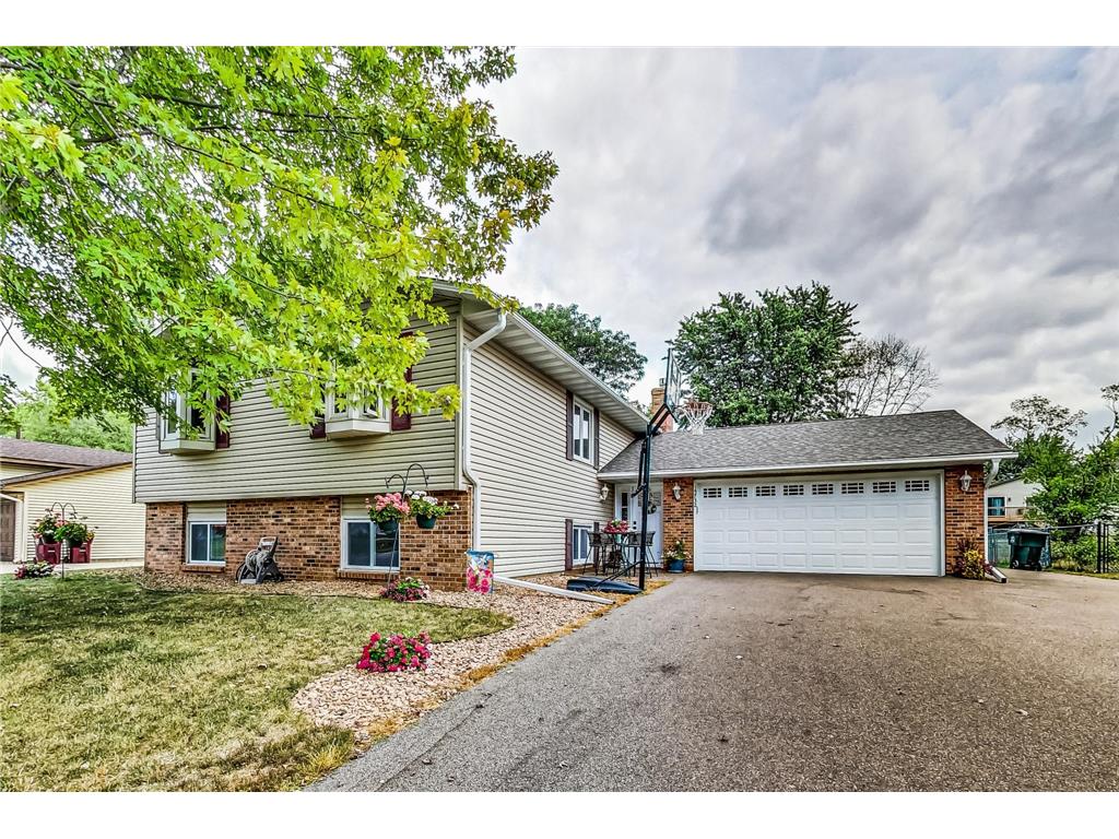 15732 Heywood Way Apple Valley MN 55124 6425743 image1