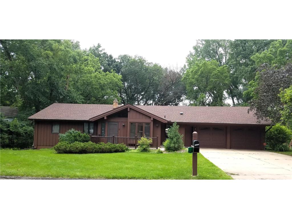 15733 Randall Lane, MN, 55345 MLS 6562481 Edina Realty