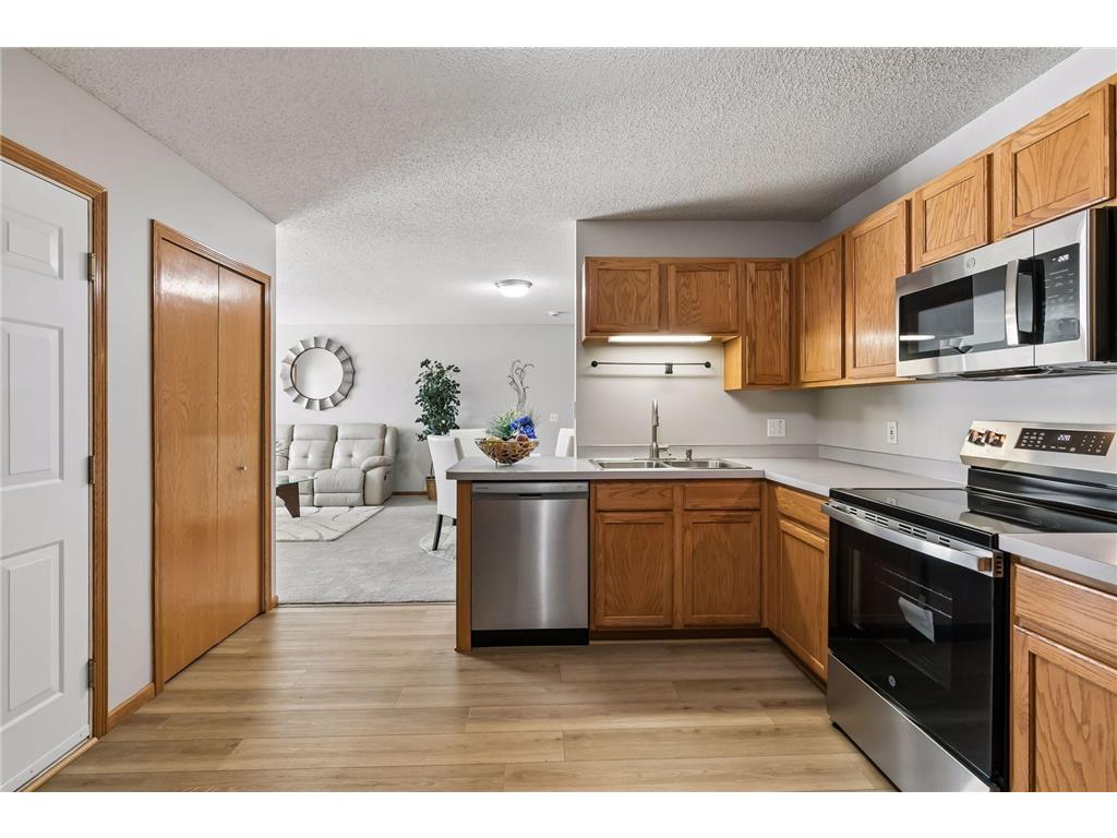 15738 Flackwood Trail #159 Apple Valley MN 55124 7097768 image20