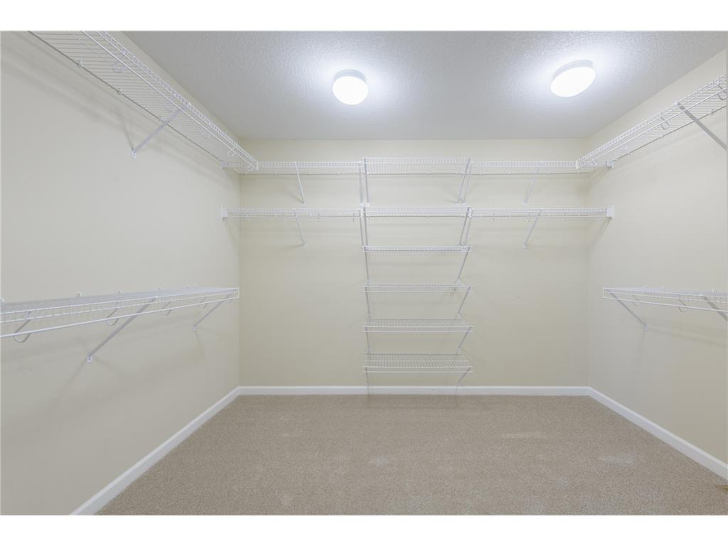 15739 Evergreen Avenue Apple Valley MN 55124 7092279 image15