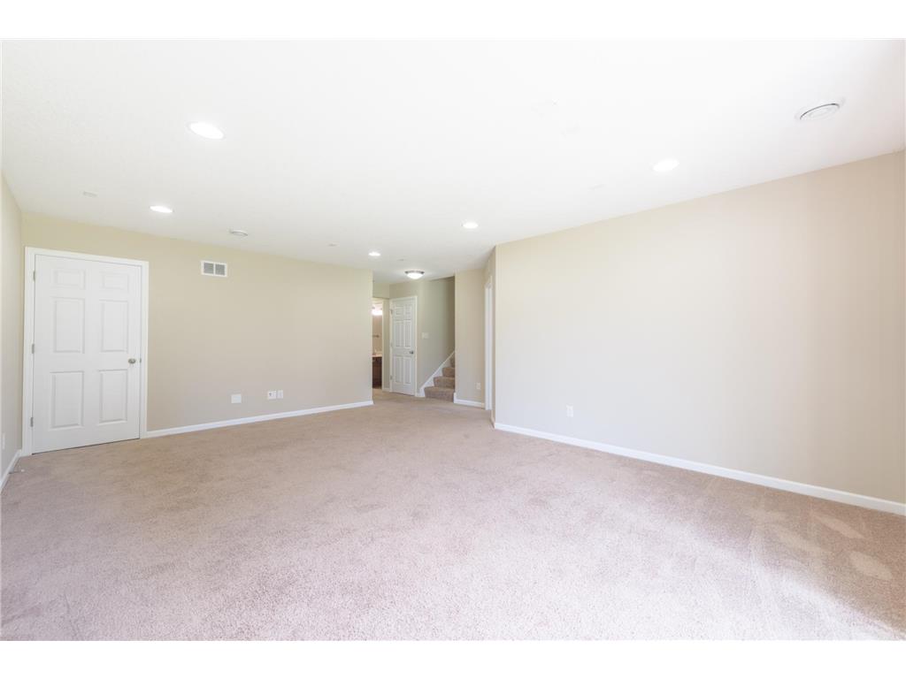 15739 Evergreen Avenue Apple Valley MN 55124 7092279 image23
