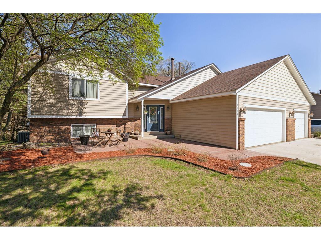 1574 Lakewood Drive N Maplewood MN 55119 6713156 image1