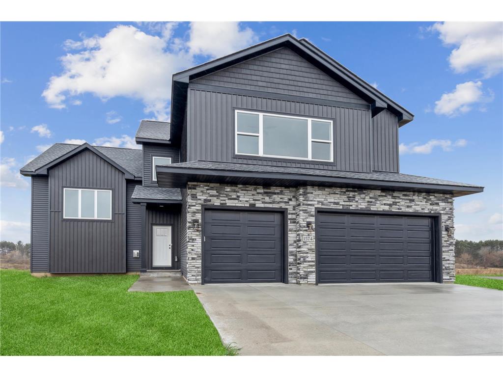 1574 Squirrel Way New Richmond WI 54017 6614980 image1