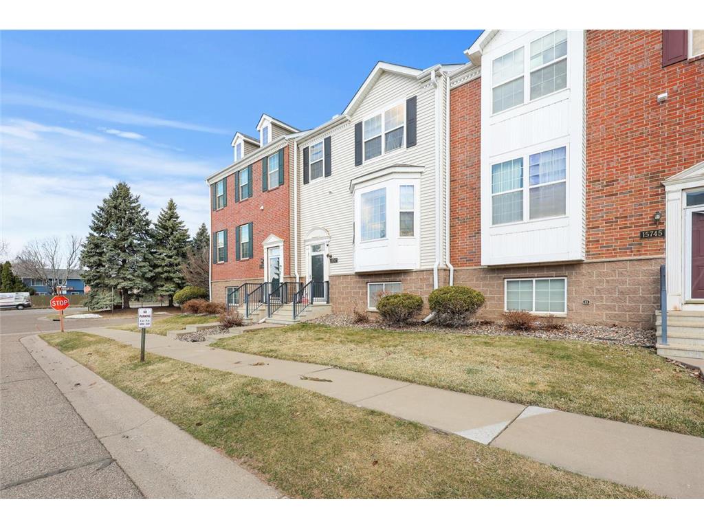 15747 Fremont Way Apple Valley MN 55124 7065903 image3