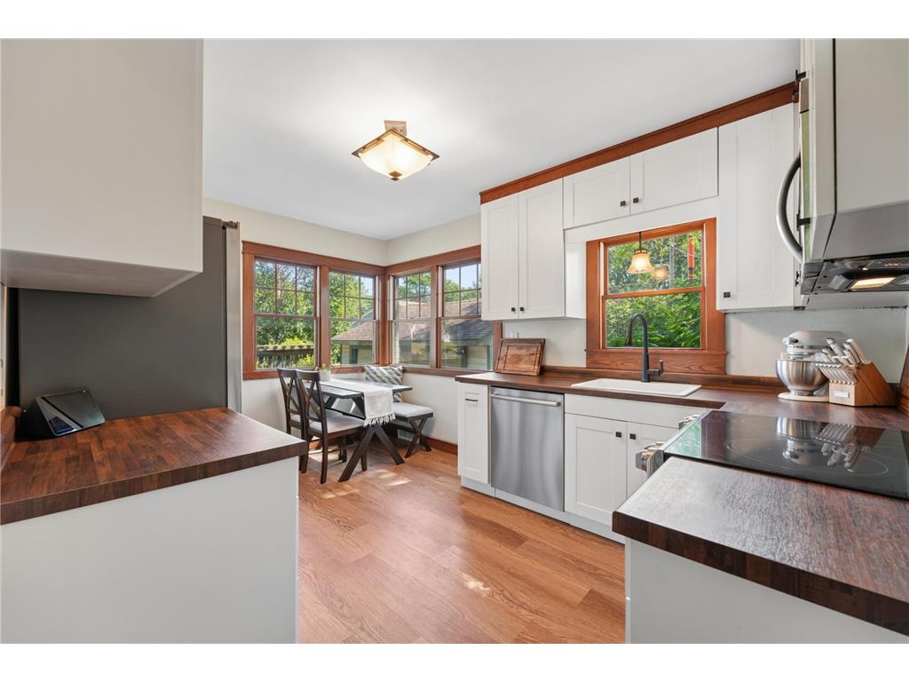 1576 Grotto Street N Saint Paul MN 55117 7092140 image7