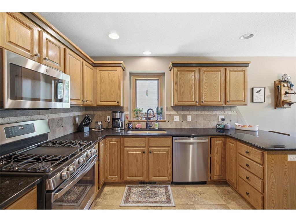 1576 La Mar Drive North Mankato MN 56003 7096521 image12