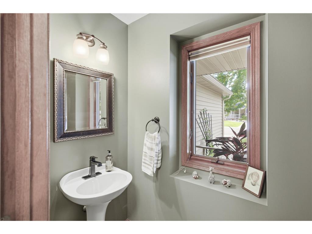 1576 La Mar Drive North Mankato MN 56003 7096521 image25