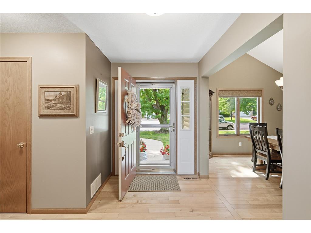 1576 La Mar Drive North Mankato MN 56003 7096521 image3
