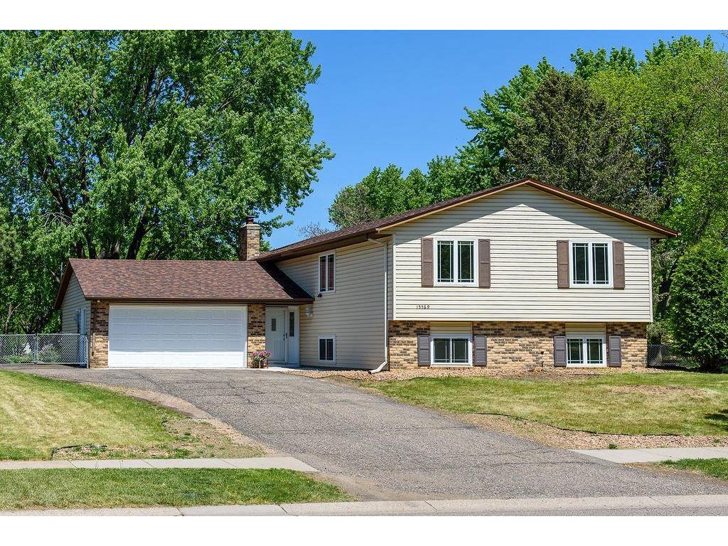 15769 Hayes Trail Apple Valley MN 55124 7074608 image1