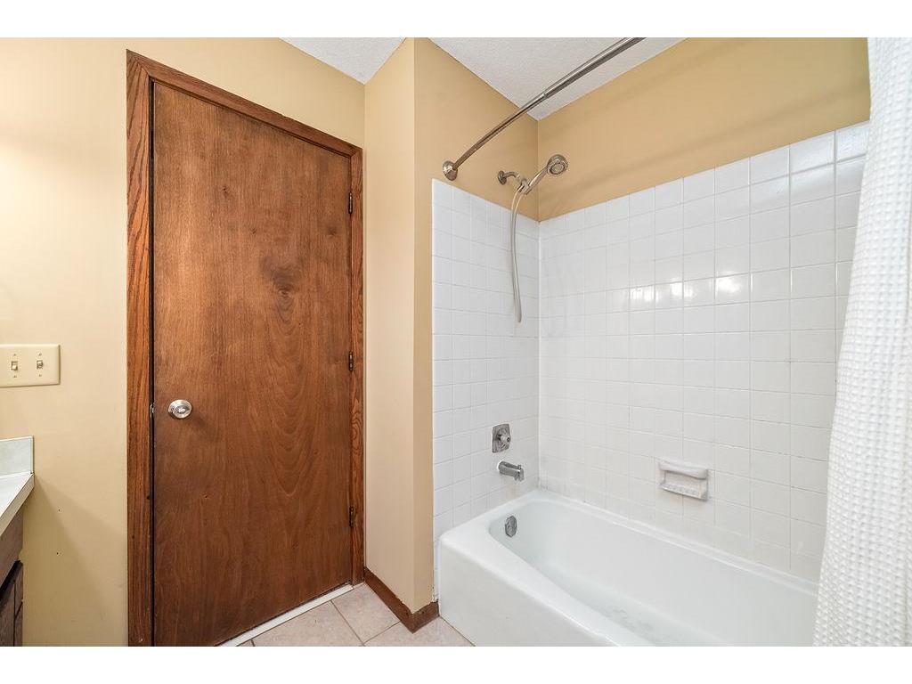15769 Hayes Trail Apple Valley MN 55124 7074608 image15