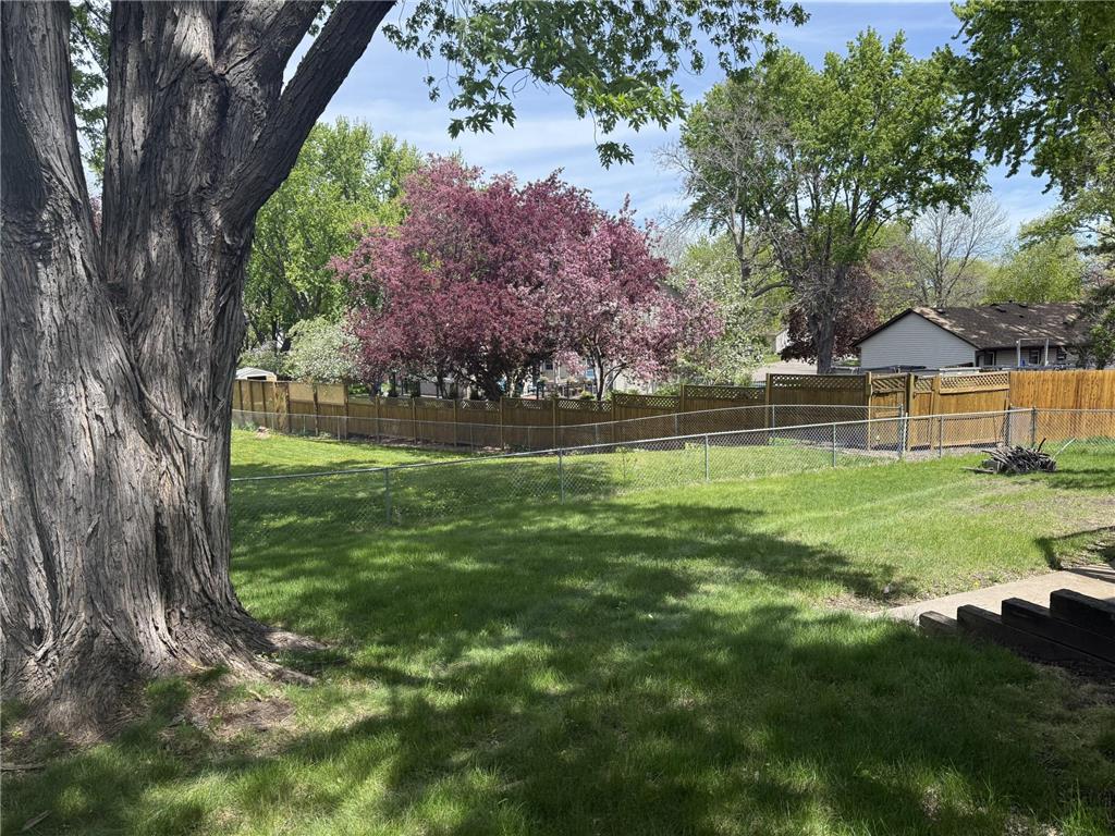 15769 Hayes Trail Apple Valley MN 55124 7074608 image31
