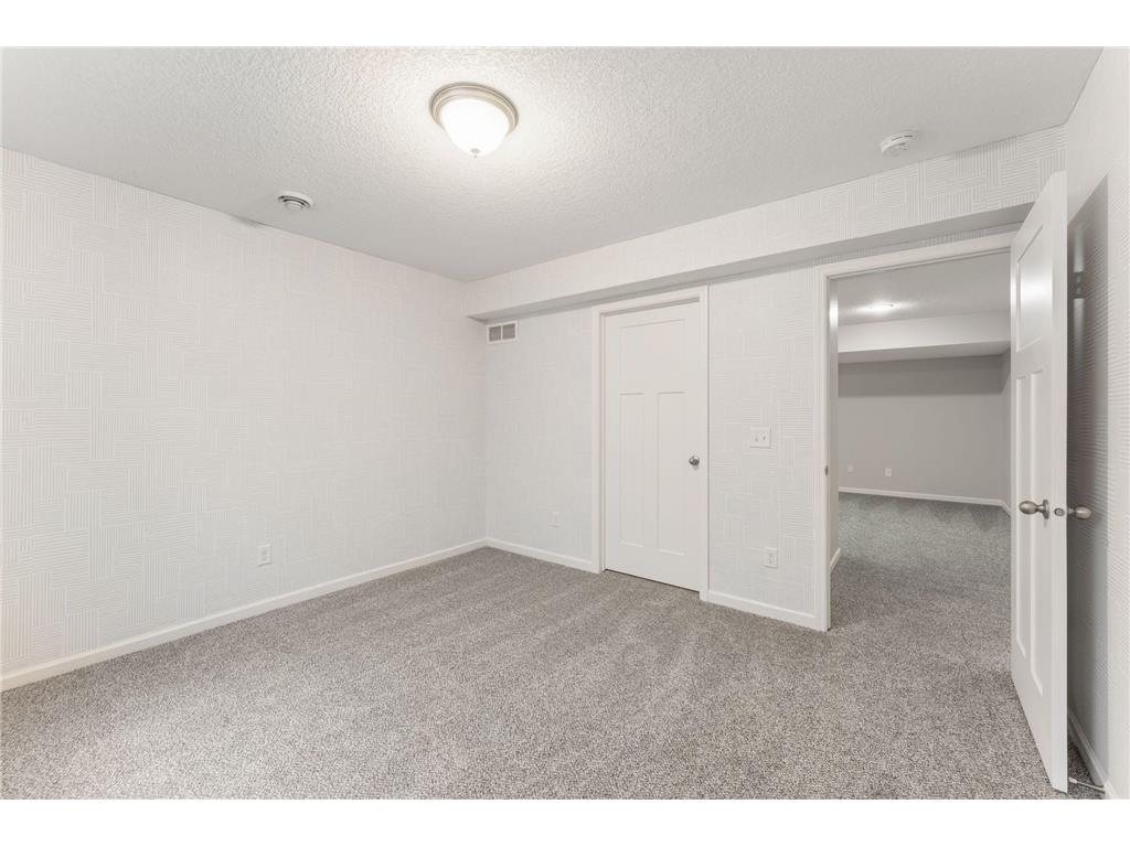 15788 Fair Hill Way Apple Valley MN 55124 7024100 image44