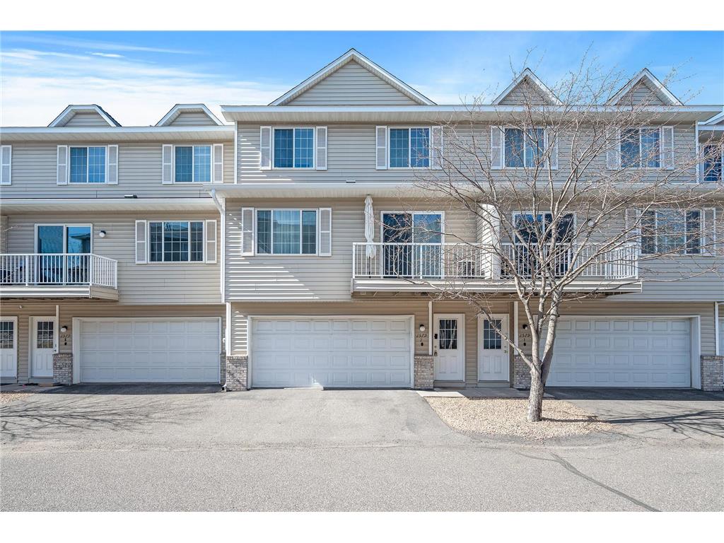 1579 County Road D E #J Maplewood MN 55109 6474377 image1