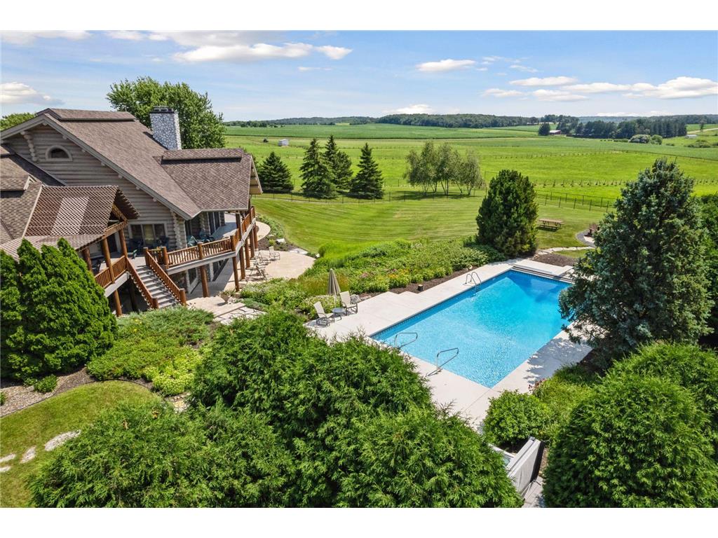 1579 County Road M River Falls WI 54022 6497289 image1