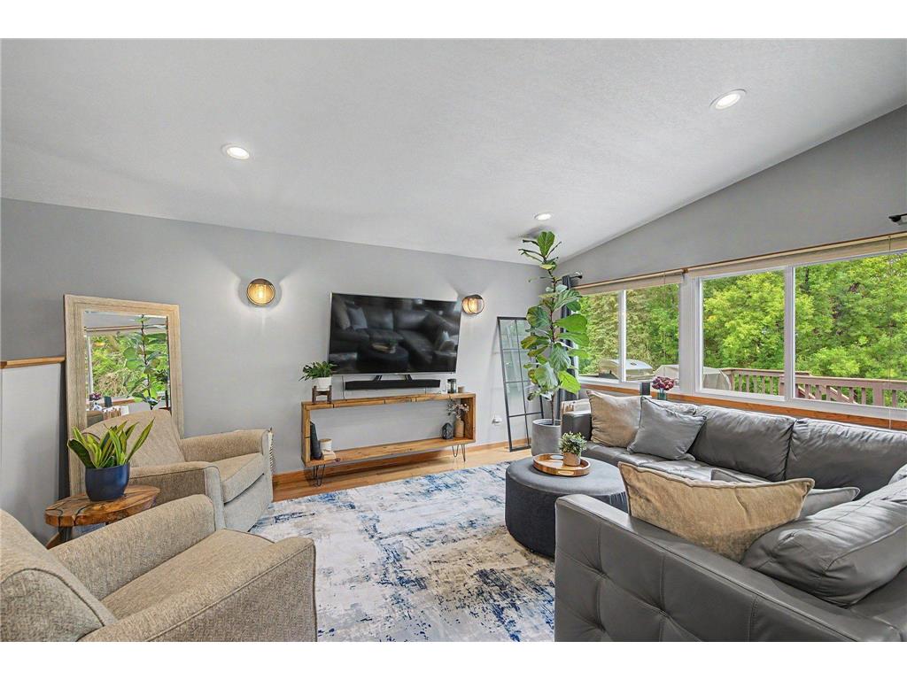 1579 Hilo Avenue N Oakdale MN 55128 7104834 image12