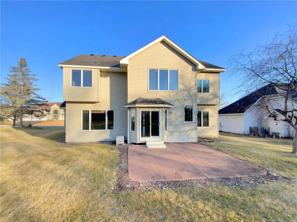 1579 Spinaker Drive, Woodbury, MN, 55125 | MLS: 6486960 | Edina Realty