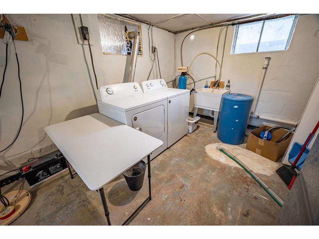 158 W Summit Avenue Ellsworth WI 54011 7042760 image11