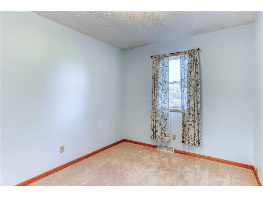 1580 E Division Street River Falls WI 54022 6812972 image21