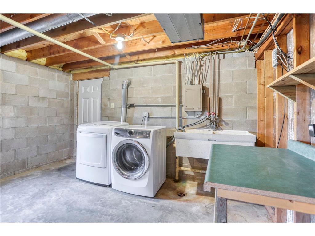 1580 E Division Street River Falls WI 54022 6812972 image24