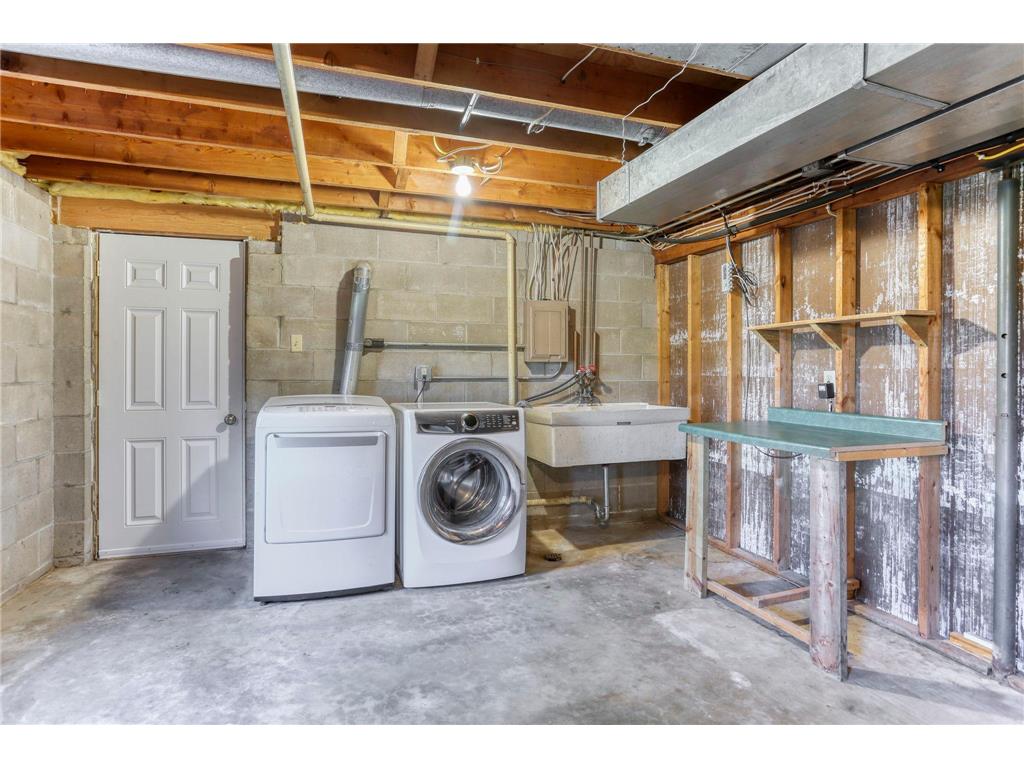 1580 E Division Street River Falls WI 54022 6812972 image25