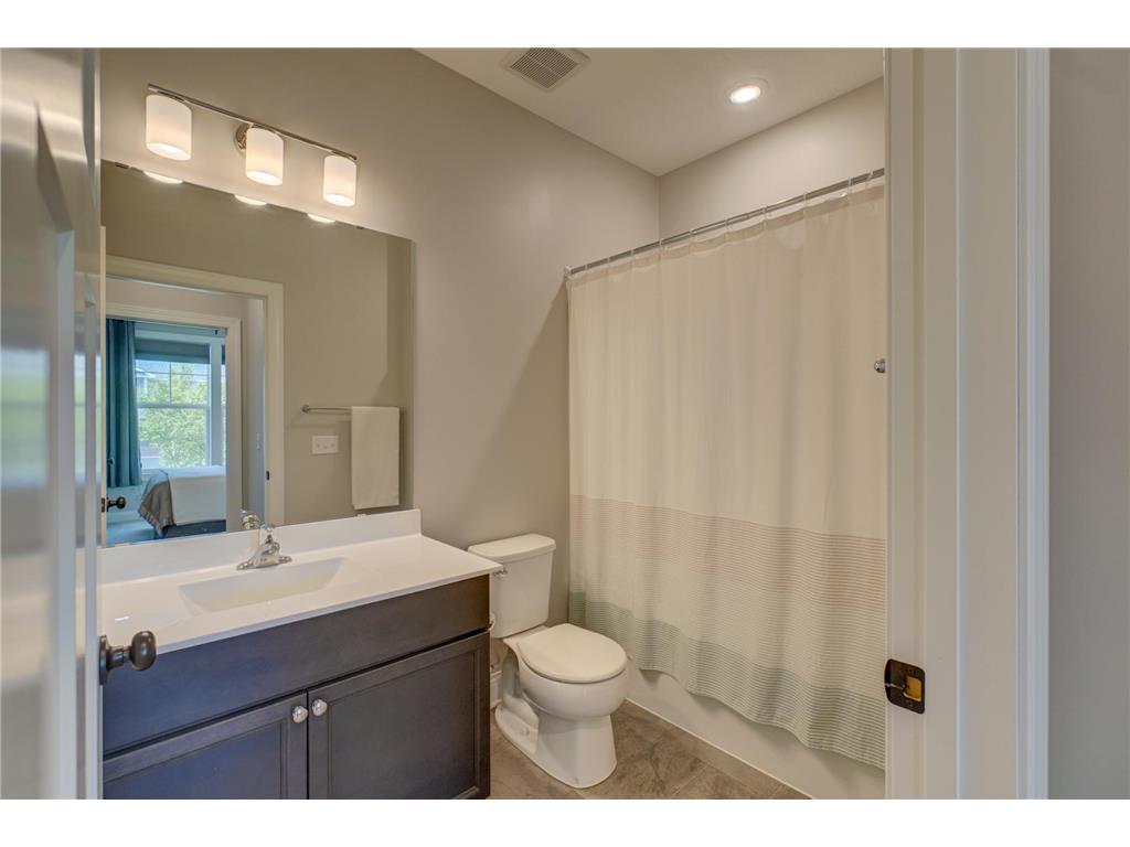 1580 Southpoint Drive Hudson WI 54016 7072359 image9