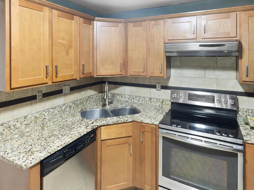 1580 Wheelock Lane #104 Saint Paul MN 55117 6820086 image5