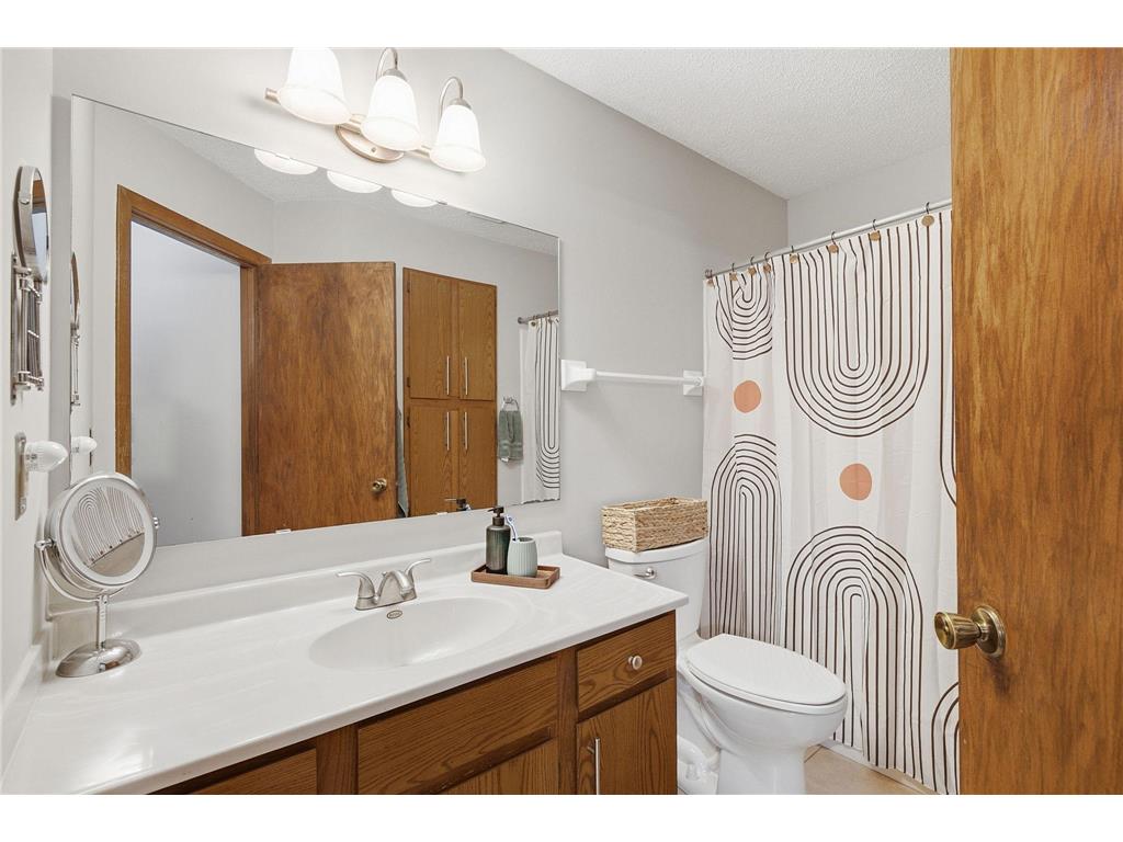 1580 Wheelock Lane #205 Saint Paul MN 55117 7084478 image14