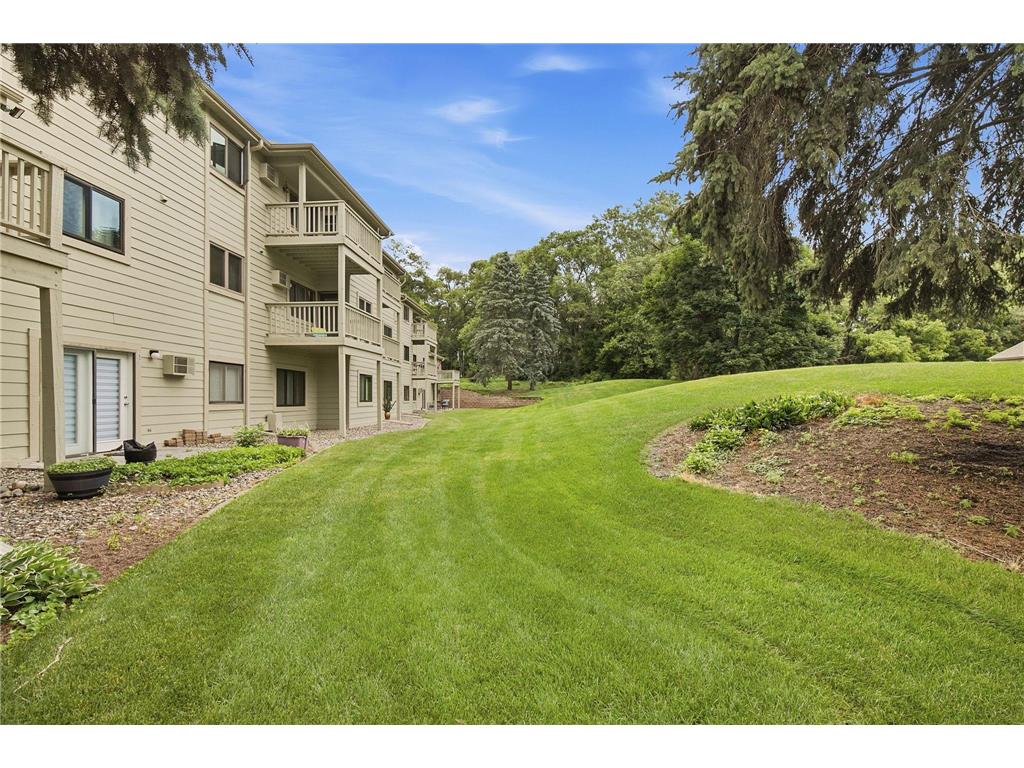 1580 Wheelock Lane #205 Saint Paul MN 55117 7084478 image25