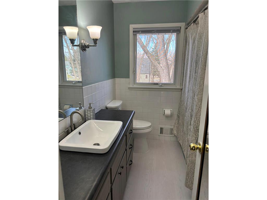 15800 Valley View Road Eden Prairie MN 55344 7045457 image8