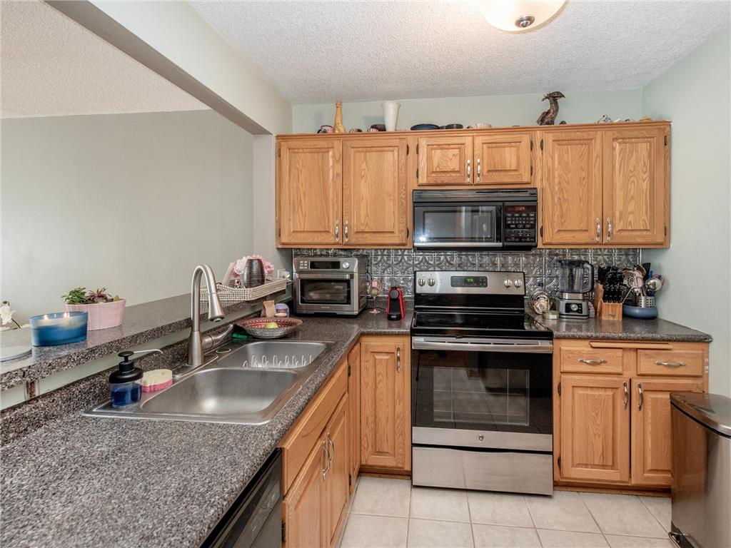 15805 24th Avenue N #F Plymouth MN 55447 7062391 image10